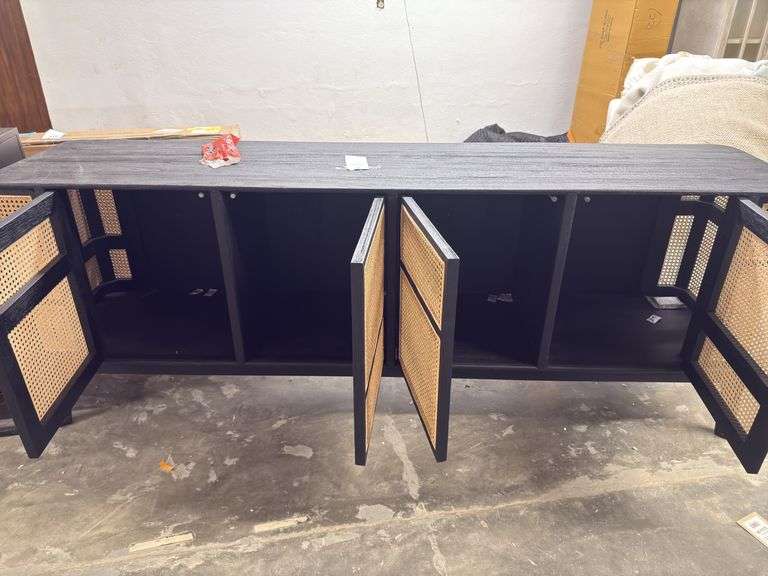 Black dresser with light brown mesh - Approx 6ft Wide