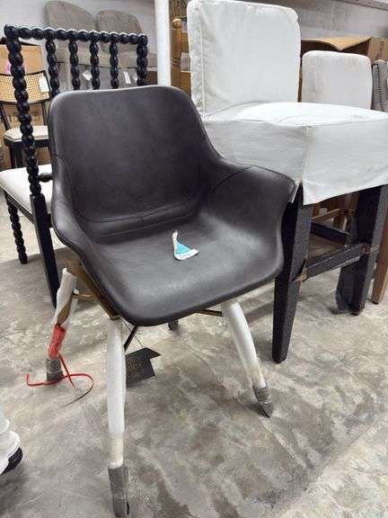 Channing dining chair 25x23x18