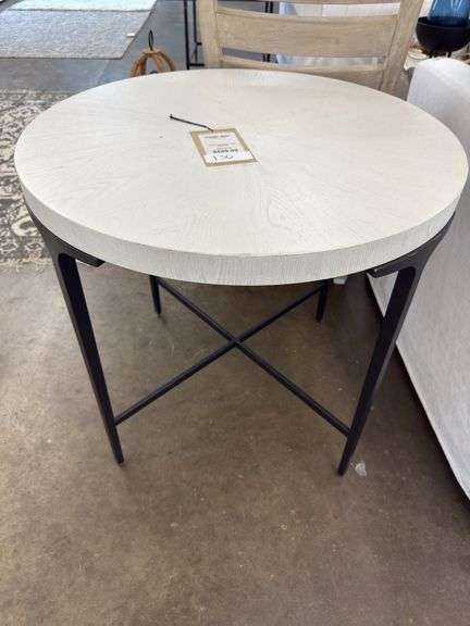 Dahlia End Table 28x28x26 image
