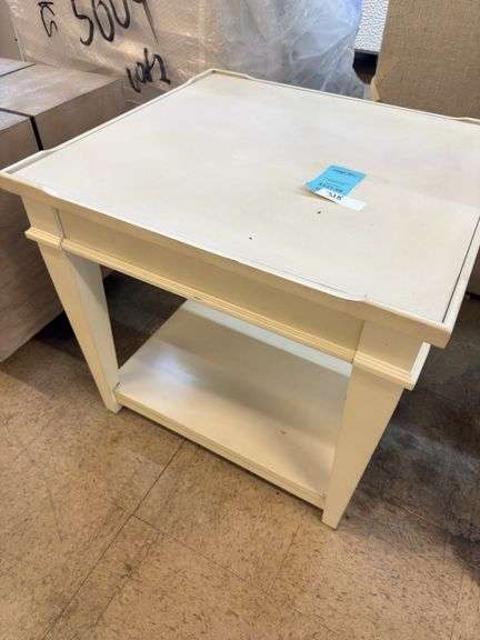 End table /wc whipped cream image