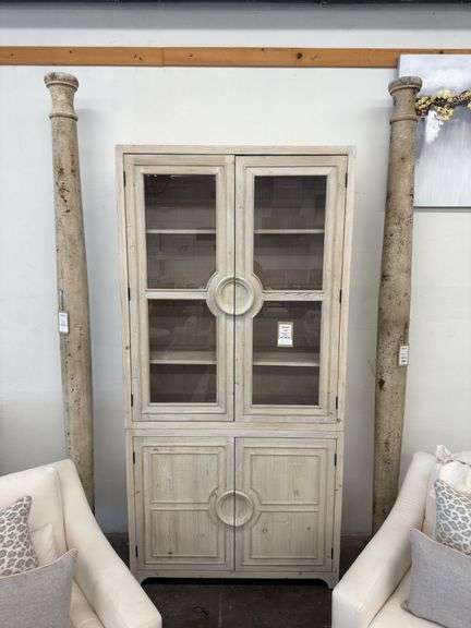 (2) Old Hotel Column Whitewashed image