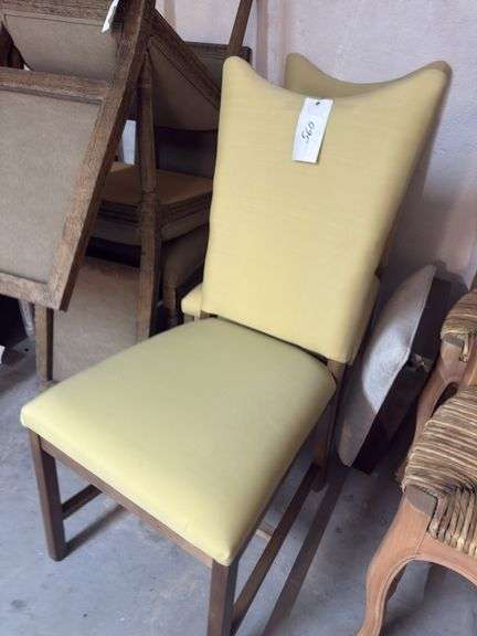 2 Wing Top Dining Chairs