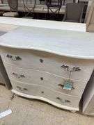 Robin Chest - 3 Drawer Curved Front
