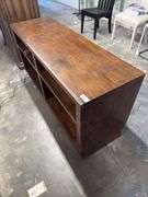 Entertainment Center w/ Piers