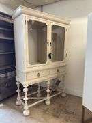 Gabby home Arrington cabinet/ white