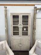 (2) Old Hotel Column Whitewashed