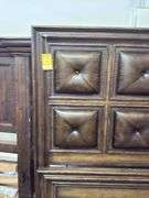 Buttoned Crafted panel queen bed Dkw1