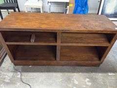 Entertainment Center w/ Piers