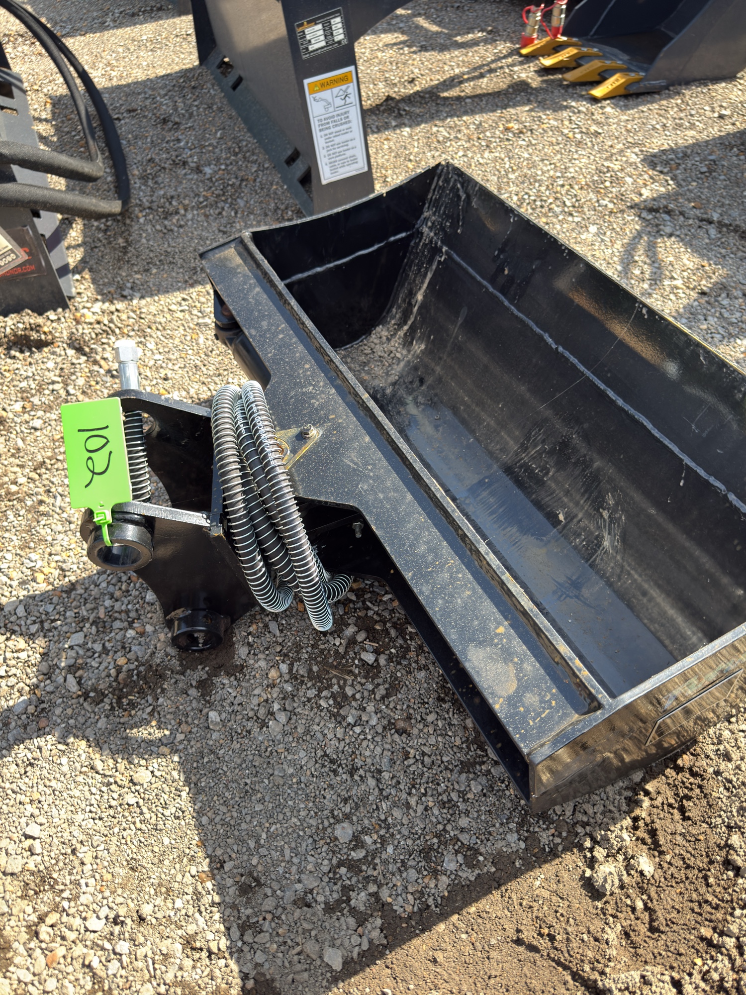 Lot image 3