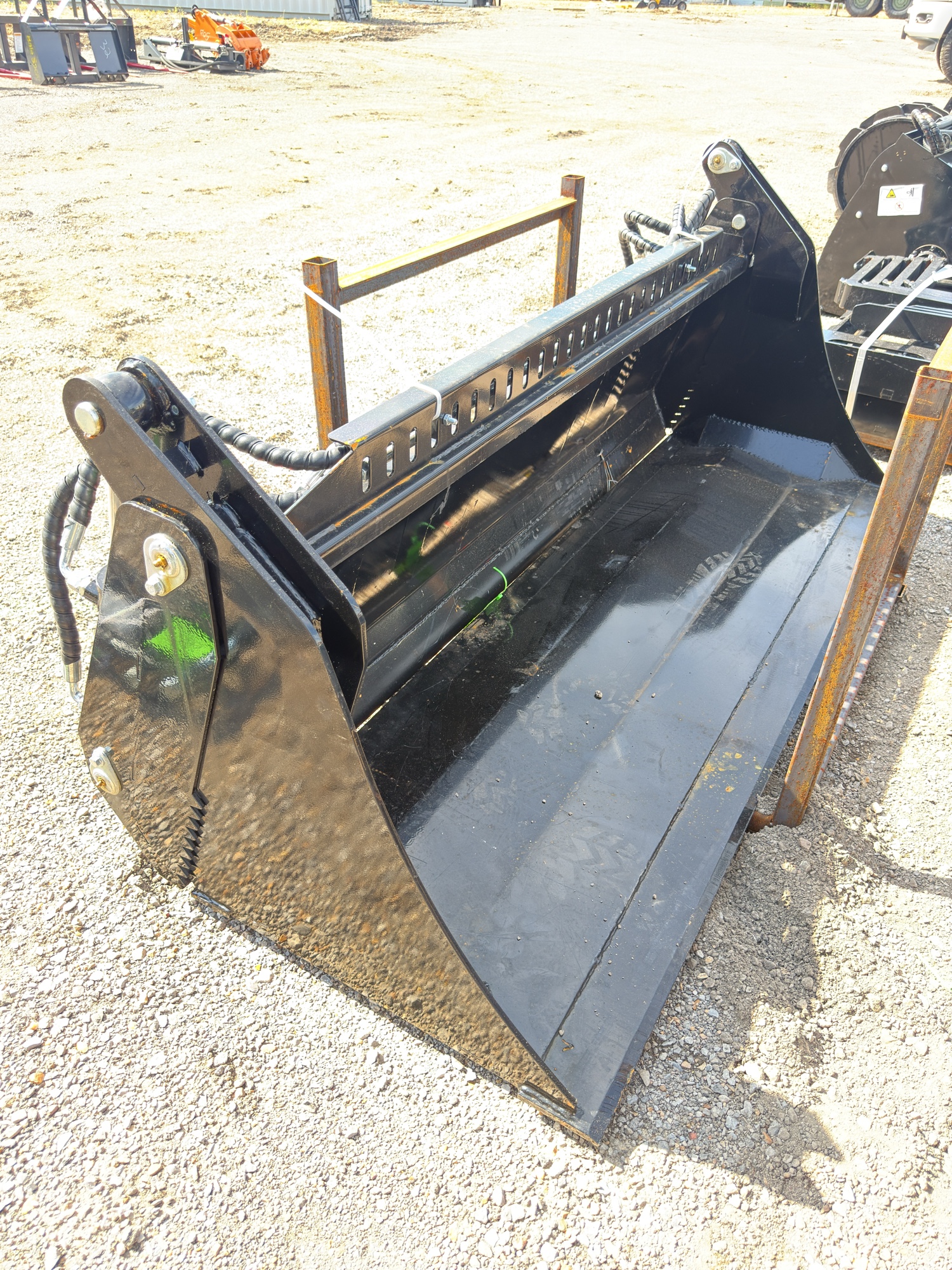 Lot image 8