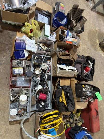 Large Lot - Electrical & More! must See image