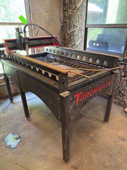 Lincoln Torchmate Growth Series Plasma Table w/ Software & Hypertherm PMax85 image