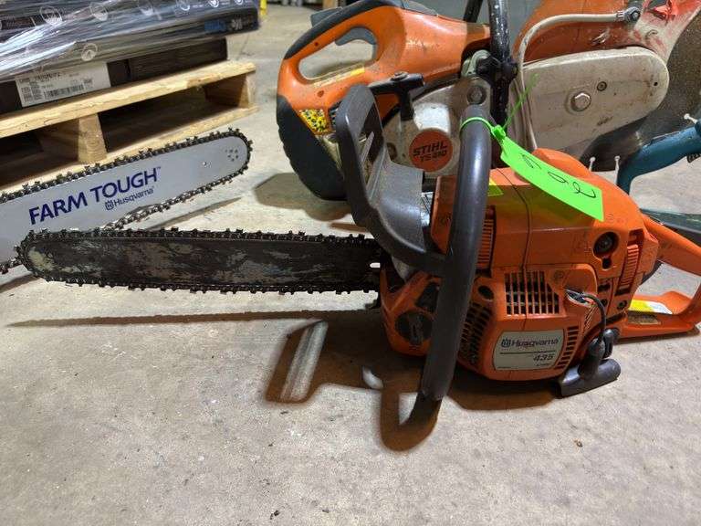 Husqvarna 435 Chainsaw image