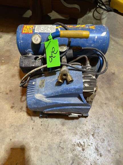 AM700 Series Air Compressor image