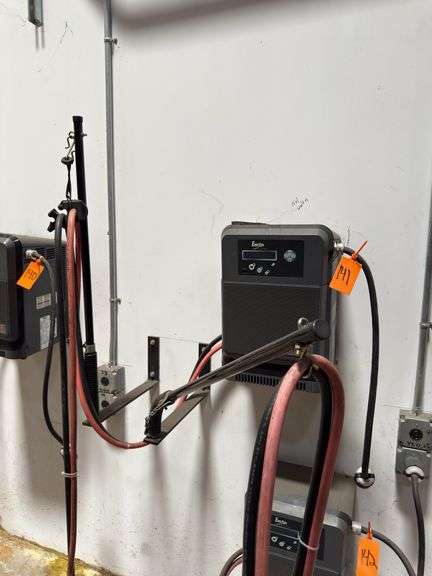 EnForcer IMPAQ - EI3-IN-4Y - 2000/2000/1500 AH Forklift Charger