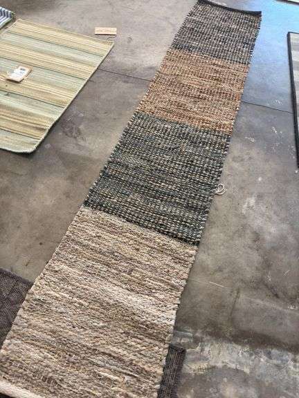 Edge Collection 1.6ft x 7.6ft Runner image