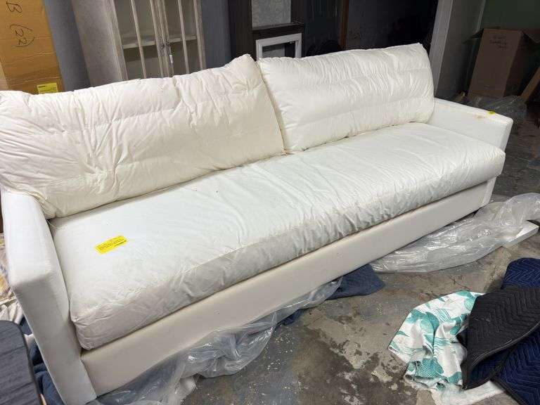 Jordan XL - Nomad - Large SlipCover Sofa image