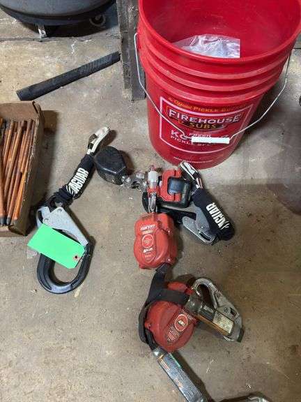 2 Safety Harnesses & Bucket image