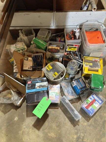 Lot of Screws - Tapcons/Drywall/Self Tapping image