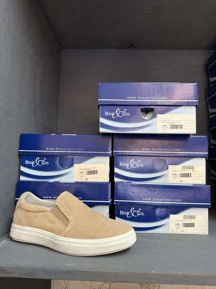 (5) Pairs of Boss & Co Shoes - 39,40 & 41 image
