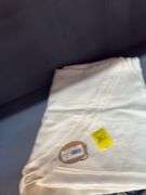 Round Linen Table Cloth (No Ruffle) 90in Rnd