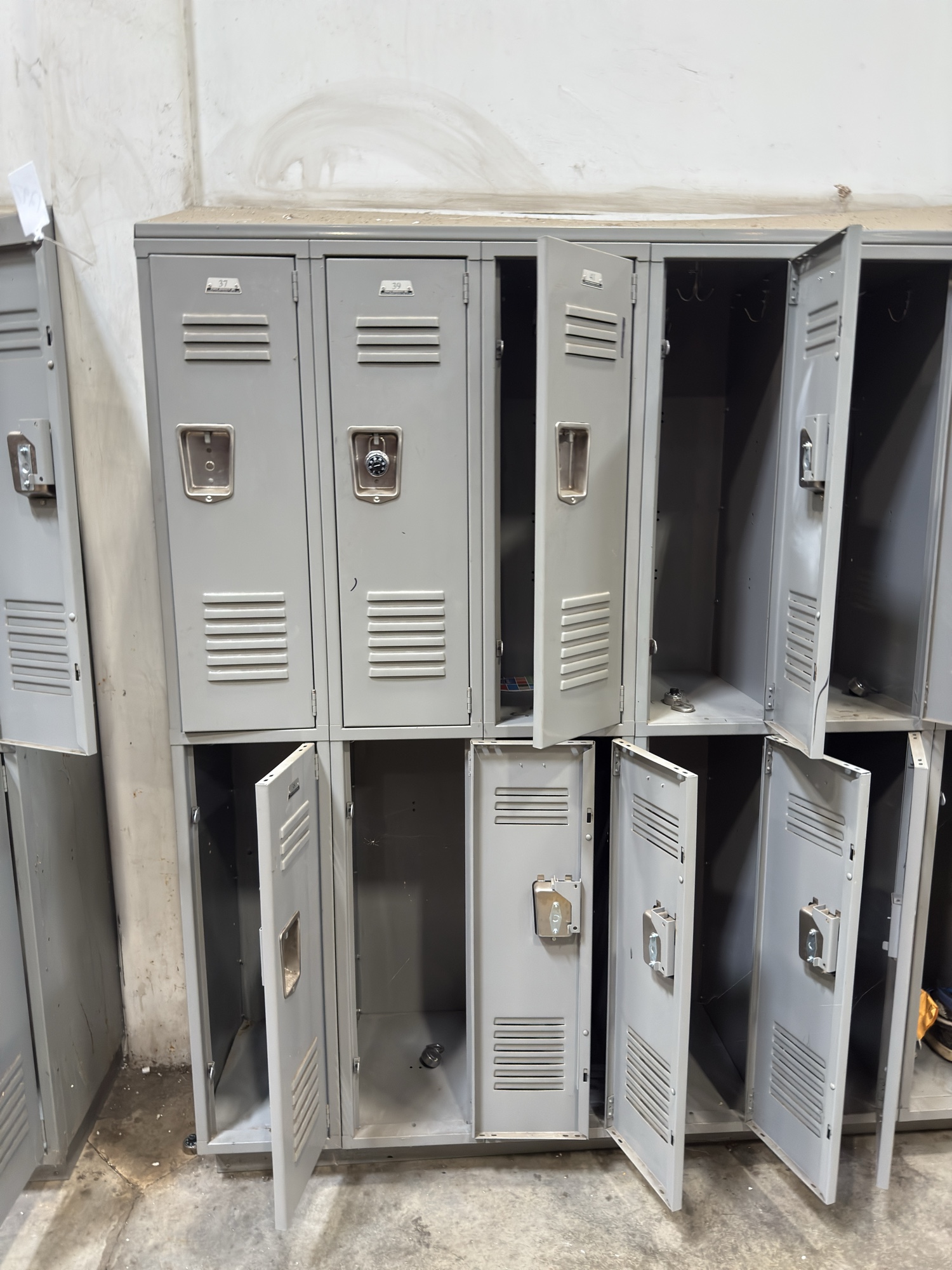 Lot image 3