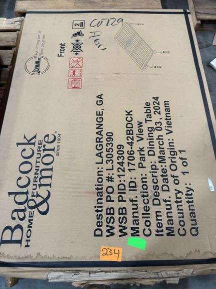 Badcock Parkview Dining Table - 64.17”x46.06”x10.03”