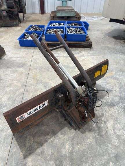 Bush Hog FB246 Rear Blade Attachment for 3-Point Hitch Tractors