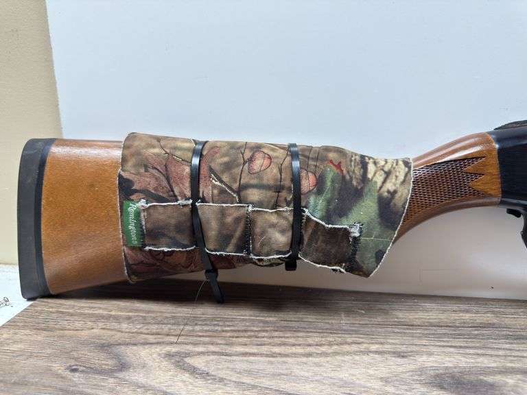 MOSSBERG 12ga Shotgun (#UM23813)