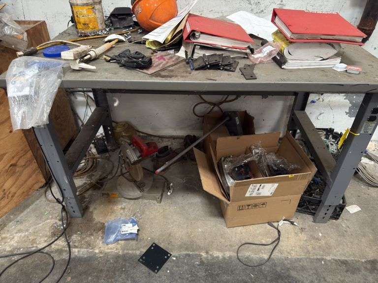 Global Powered Shop Table