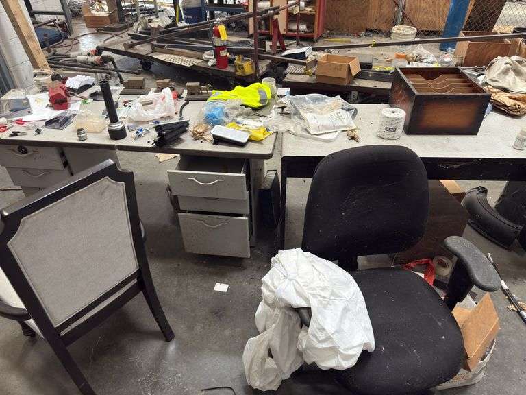 Misc Office/Shop Desks & Chairs