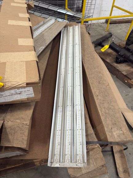 LLHV4-40H-NST-EU-GENIV LED Lights - Pallet