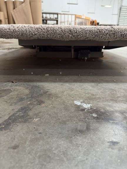 4x8 Pneumatic Lift Table