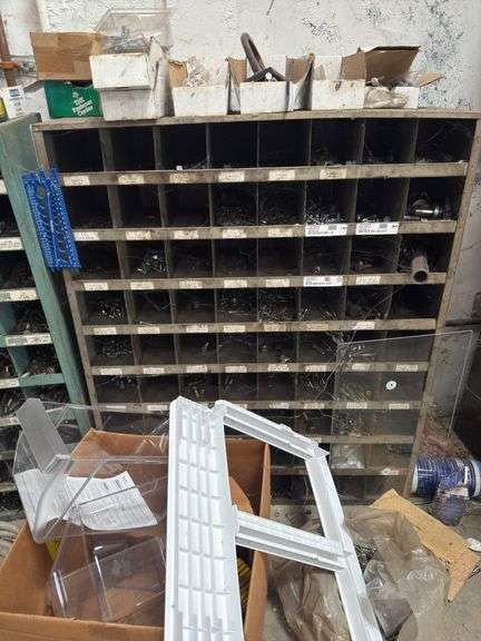 Fastener Organizer Loaded w/ Bolts & Nuts