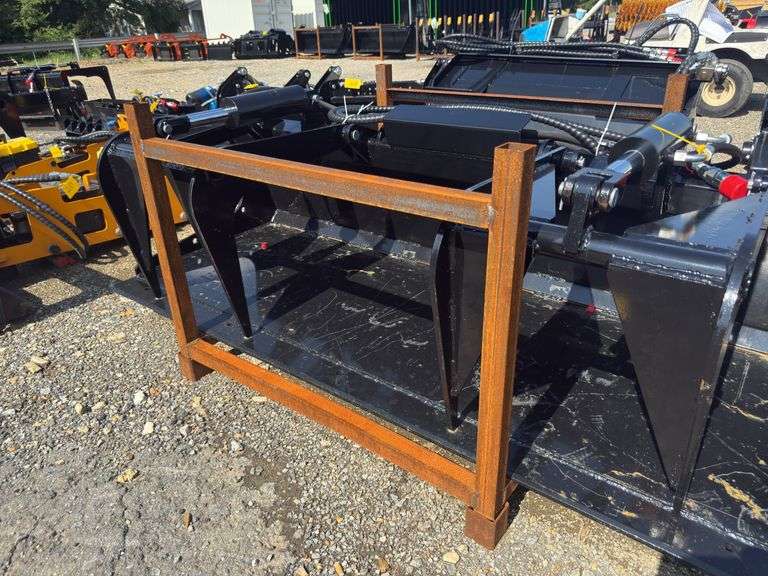 Future - FT-PG72C Skid Steer Plate Grabber - 72"