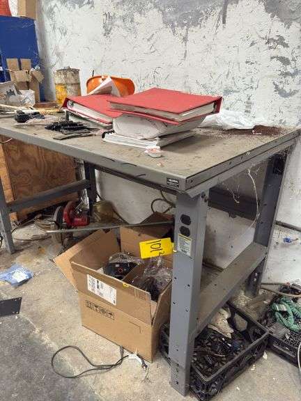 Global Powered Shop Table