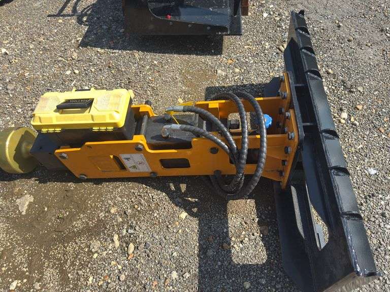 Future - FT-D680 Skid Steer Post Driver
