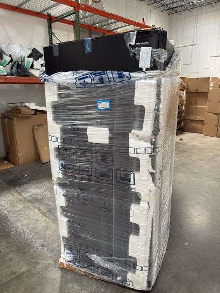 Frigidaire Top Freezer/Fridge- Ding on Top