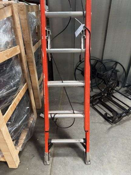 Werner 24ft 300LB Capacity Extention Ladder