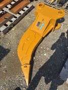 Future - FT-R320 Excavator Ripper - Fits CAT 320