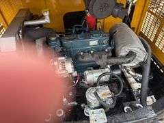 CFG QNT30 Mini Excavator - 25HP Kubota Diesel with Cab & Hydraulic Thumb