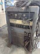 Lincoln Electric IDEALARC TIG-300/300 AC/DC Arc Welder, Single Phase