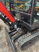 CFG QNT50R Mini Excavator - 29HP RATO Gas with Cab & Hydraulic Thumb