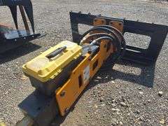 Future - FT-D680 Skid Steer Post Driver