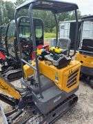 CFG MX20R Mini Excavator - 23HP RATO Gas with Side Swing