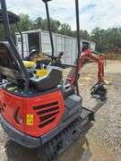 CFG MX15RX Mini Excavator - 13.5HP RATO Gas with Pilot System