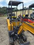 CFG MX20R Mini Excavator - 23HP RATO Gas with Side Swing