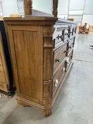 Badcock Hanover Dresser w/ Mirror - 8 Drawer & Clawfoot