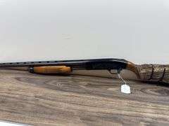 MOSSBERG 12ga Shotgun (#UM23813)