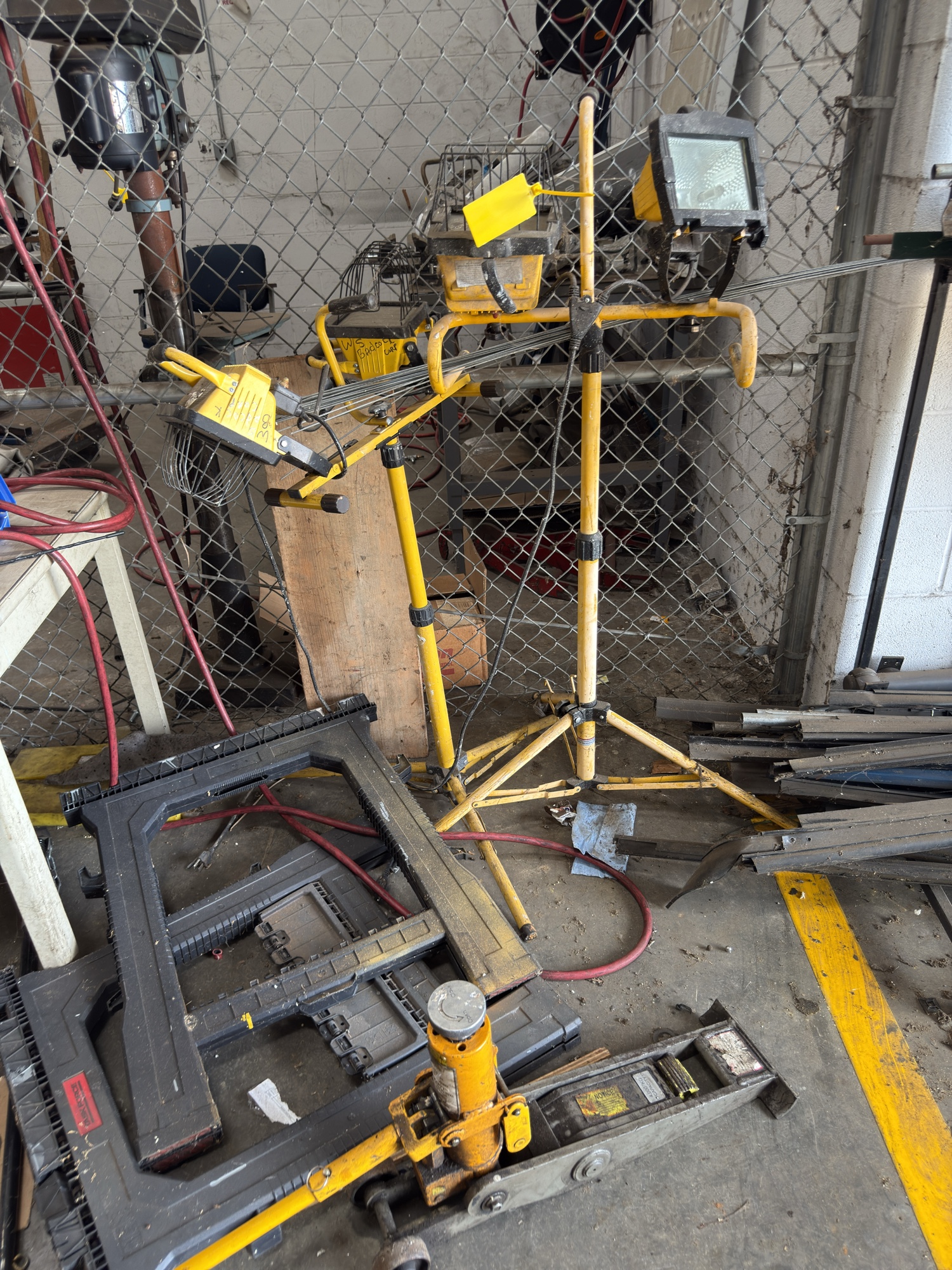 Lot image 4